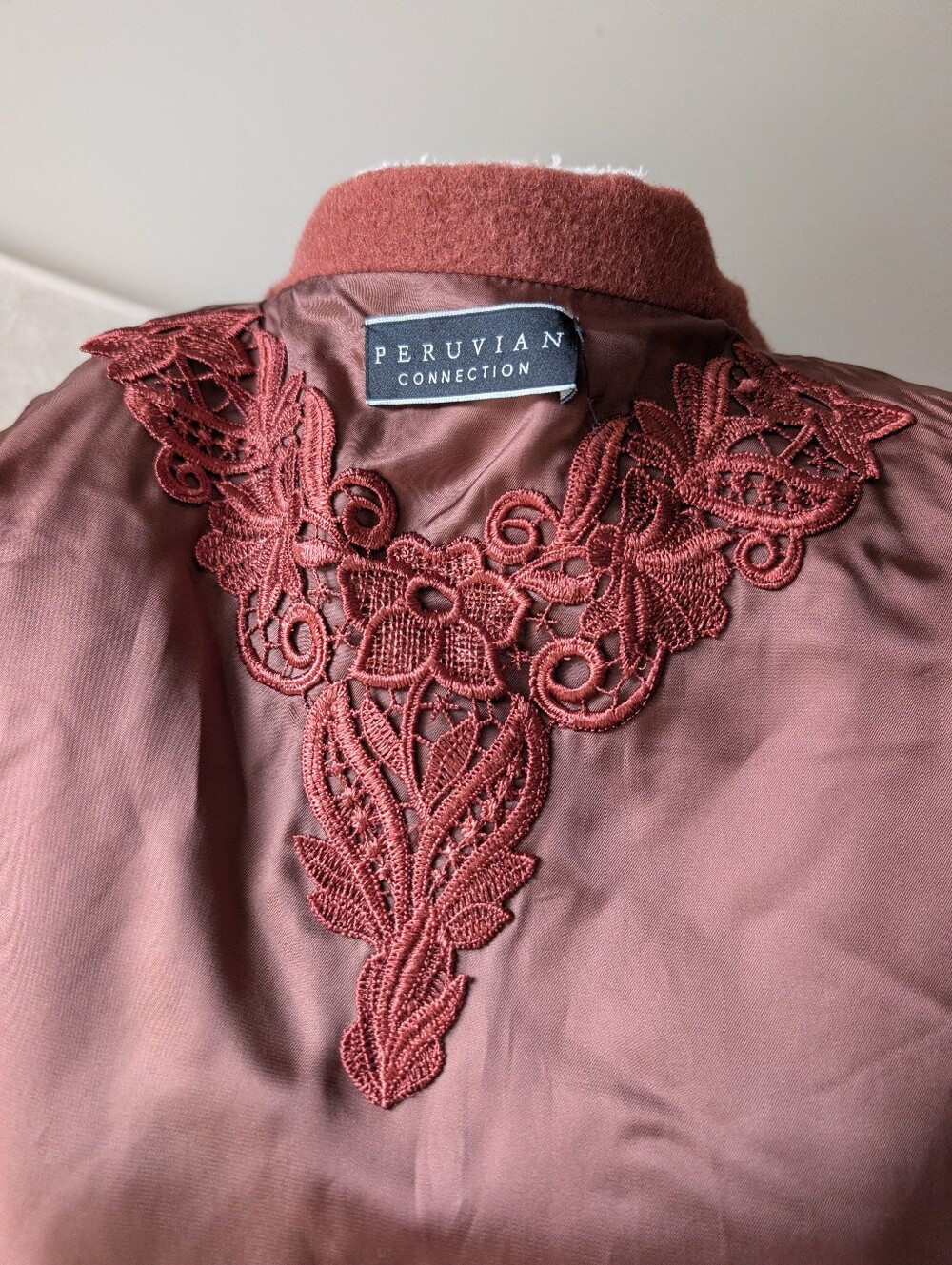 Luxury Peruvian Connection Fritzovia Wool Alpaca Soft Texture Large Collar - Picture 3 of 14